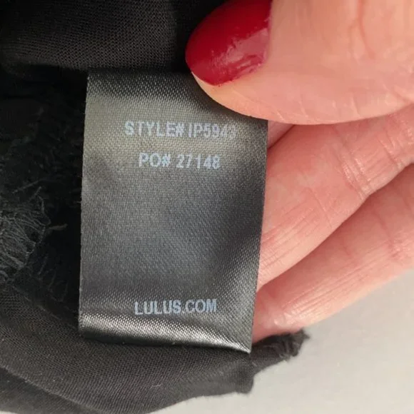 ❗️SOLD❗️Lulus Learning to Fly Black Halter Jumpsuit Size S - Picture 12 of 12